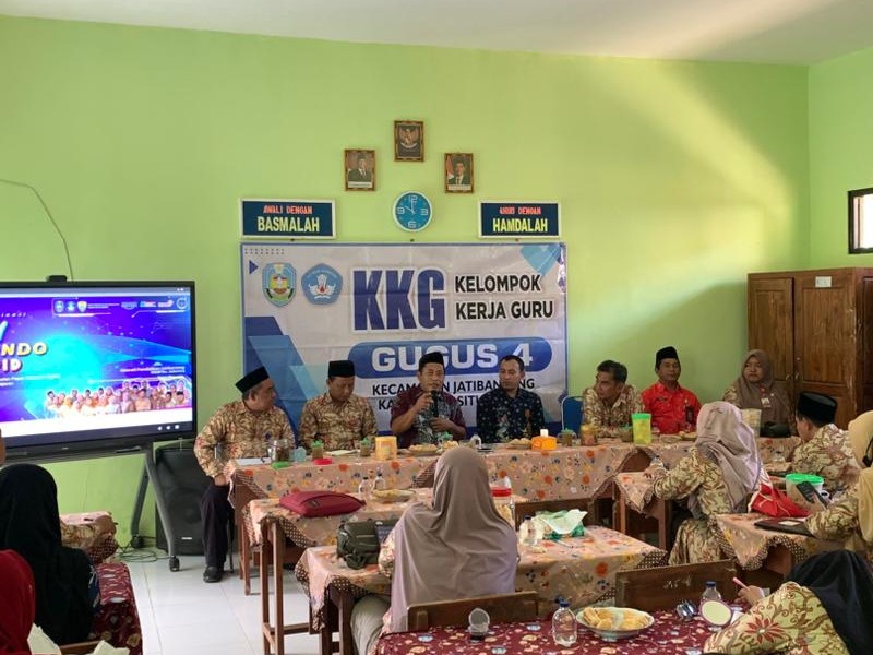 PERTEMUAN RUTIN KKG GUGUS 4 DAN SOSIALISASI PID